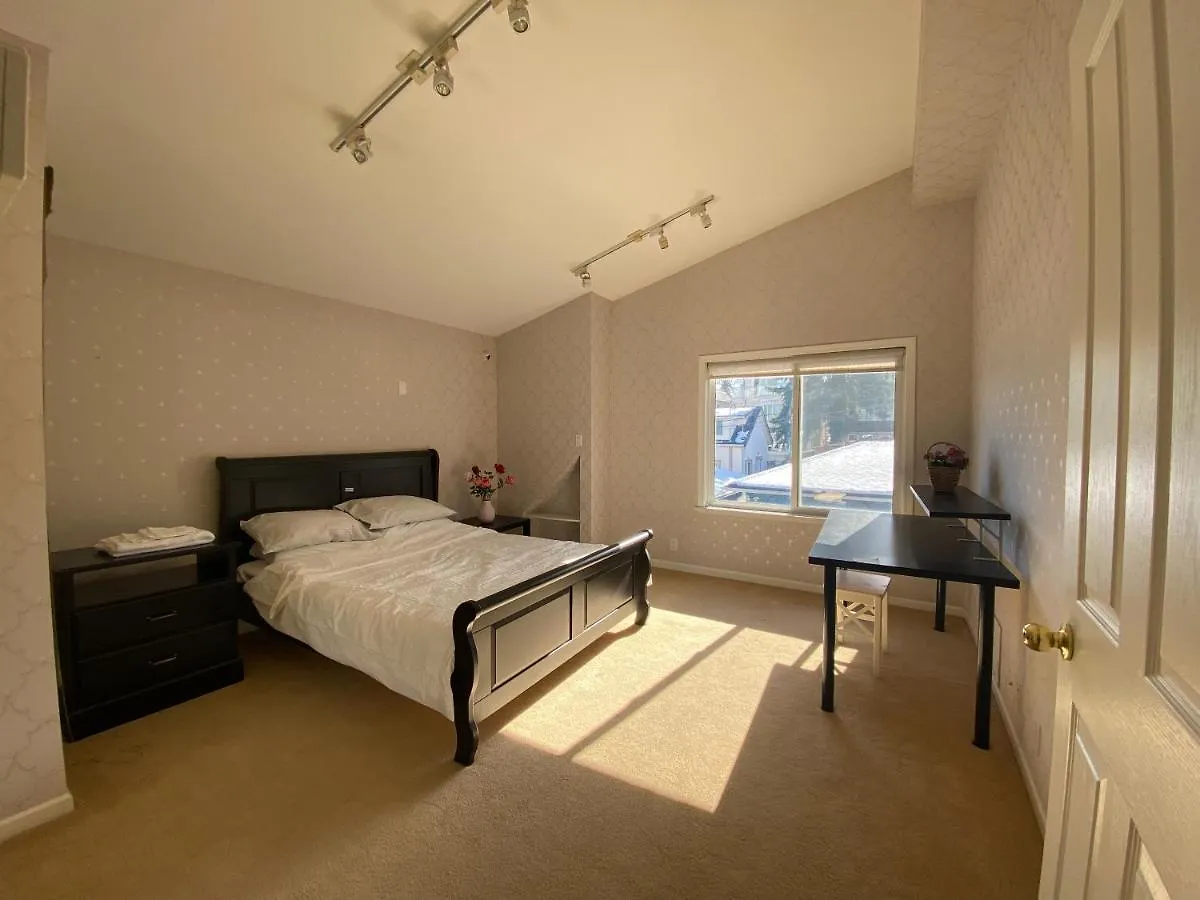 Cozy Dunbar 3 Beds Home W/ Views Vancouver 0*,